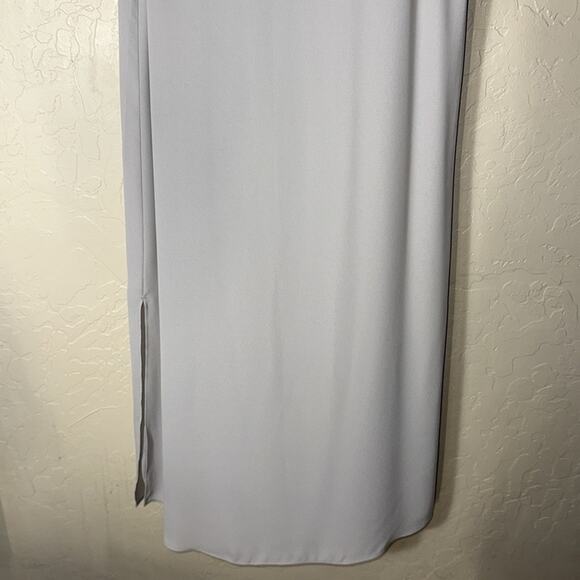 Aritzia Babaton Minimalist V Neck Midi Jeremy Slip dress - Picture 4 of 10